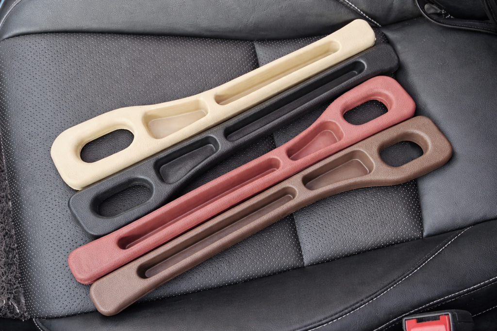 Organizer szczeliny fotela – koniec z gubieniem telefonu